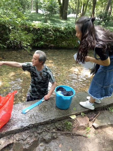 七月九日 生命与环境科学学院 走西湖-关注西湖十景垃圾分类问题小分队 游客调查
