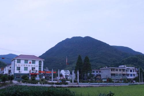 8月19日 生命与环境科学学院 浙西建德爱心支教小队 浙西风情 (2)