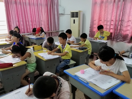 8月20日 生命与环境科学学院 浙西建德爱心支教小队 公开课  (3)