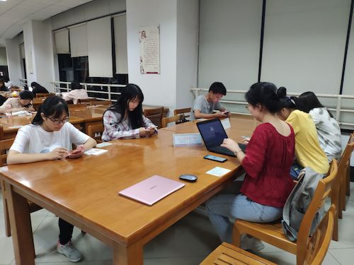 七月三日 生命与环境科学学院 “走近转基因”调研小分队 调研准备研讨会