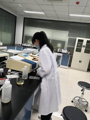 7月4日国产a片
水质检测社会实践小分队水质检测4