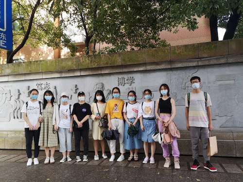 七月六日生命与环境科学学院赴杭州地区疫情防控调查及科普小分队合影