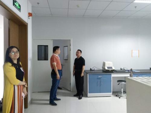 倪老师向赵处长汇报国产a片
大仪平台情况